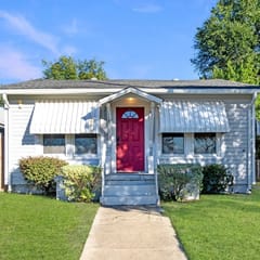 Red Door Bungalow, New Downtown Listing!