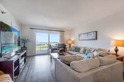 Emerald Oasis w/ Gulf Views, Pools, Hot Tubs - Image 2