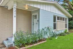 Hill House- Centrally Located, close to everything - Image 2