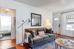 Red Door Bungalow, New Downtown Listing! - Image 5