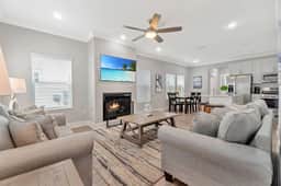 Romana Hideaway & Juliet Haven - Downtown! - Image 2