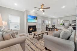 Romana Hideaway-Main House, Downtown, New Listing! - Image 2