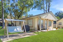 The Lakehouse - Pool & Lakefront! - Image 2