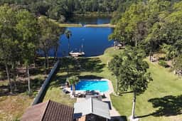 The Lakehouse - Pool & Lakefront! - Image 4