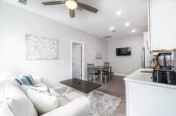 Vista Flat - Downtown Pensacola - Image 4