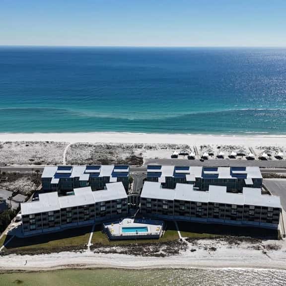 Ocean's Rise - Pensacola Beach, Gulf Views, Pool. Fall Special + Complimentary Early/Late Check-Out! - Image 1