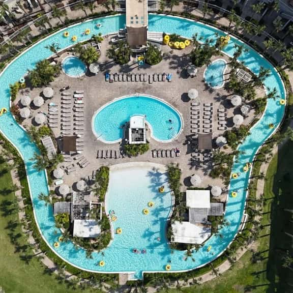 Pelikana Lanai, Lazy River, Great Location! - Image 1