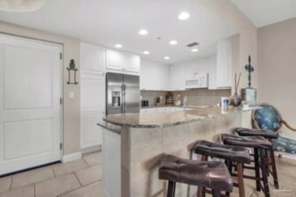 Portofino- Gulf Front with Beautiful Sunsets! - Image 4