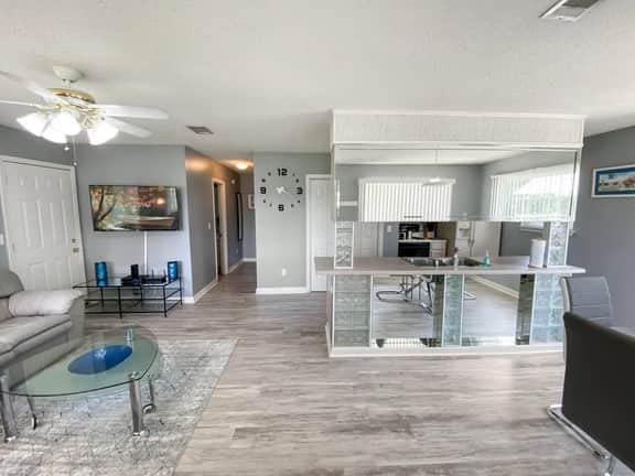 The Lakehouse - Pool & Lakefront! - Image 5