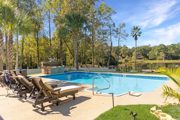 The Lakehouse - Pool & Lakefront! - Image 3