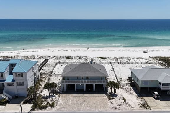 Blue Angel - Gulf-Front, Games & Views - Image 1