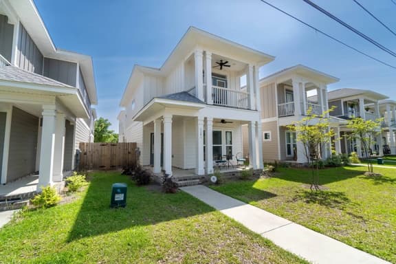 Urban Vista & Flat - Family Friendly - Image 1